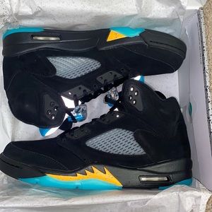 Air Jordan Retro 5 Aqua